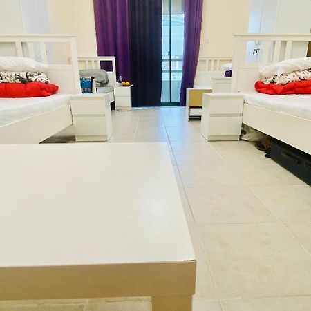 Nash Guest House Females Only ดูไบ ภายนอก รูปภาพ