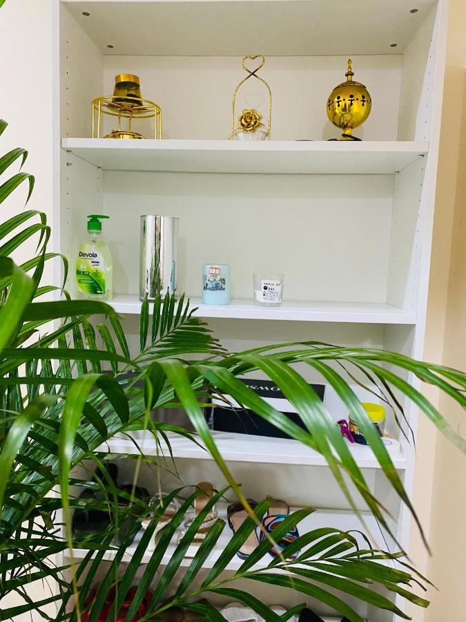 Nash Guest House Females Only ดูไบ ภายนอก รูปภาพ